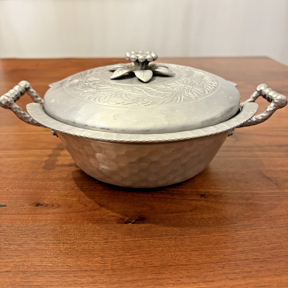 Vintage EVERLAST Hand-Forged Aluminum Covered Casserole Dish 10in MCM Bowl